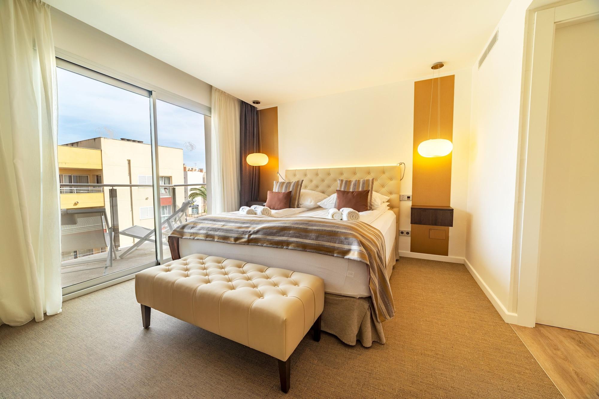 Hotel The Sky - Adults Only Cala Ratjada  Exterior photo
